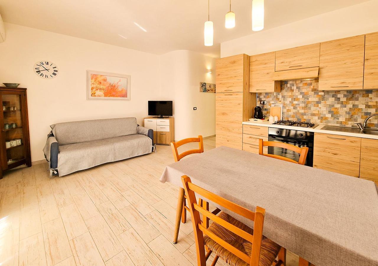 דירות לה מדלנה Residenza Quarto 02 - La Maddalena מראה חיצוני תמונה